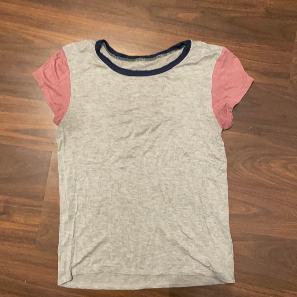 XS grey American Eagle “Soft & Sexy T”